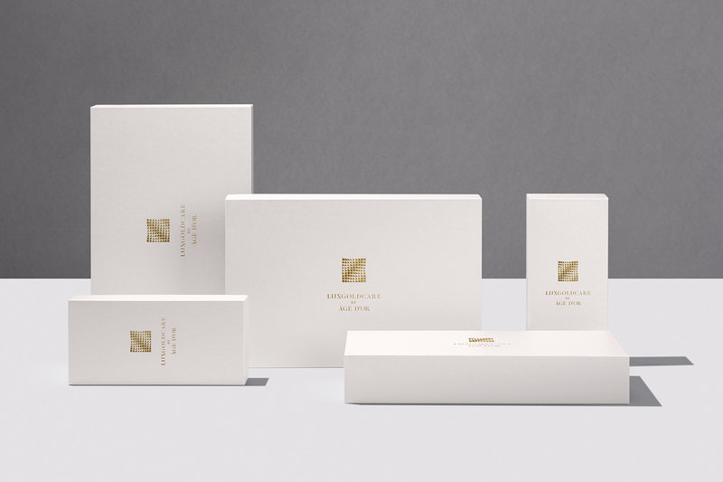 高端白色简约化妆品礼盒包装设计定制