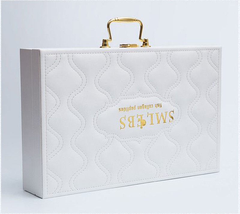 高档白化妆品皮箱礼盒设计